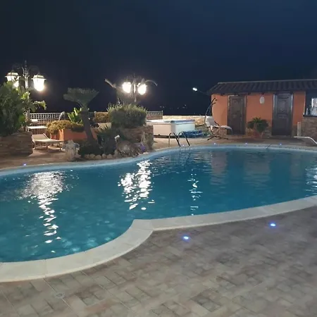 Guest house Eden Luxury Con Piscina E Jacuzzi *