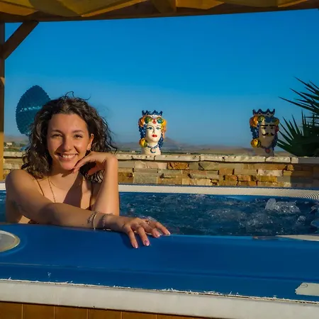 Eden Luxury Con Piscina E Jacuzzi *
